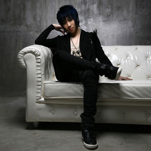 国产我和亲妺作爱69免费观看
